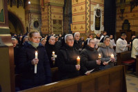Bp Wętkowski do osób życia konsekrowanego: waszą szczególną misją jest modlitwa za świat i Kościół